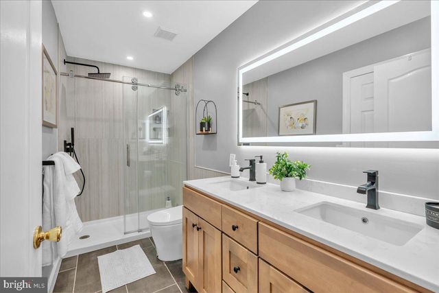 1832 TEABERRY AVE, Williamstown, NJ 08094