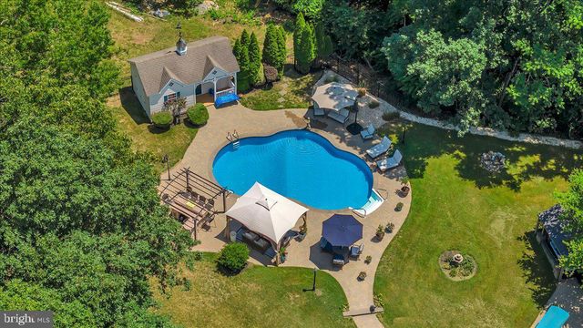 1832 TEABERRY AVE, Williamstown, NJ 08094