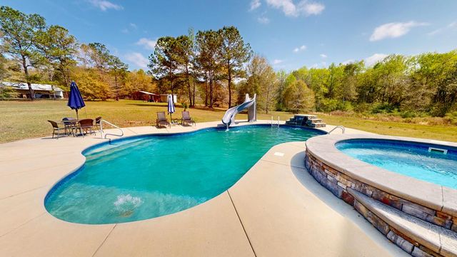 1217 County Road 71, Newton, AL 36352