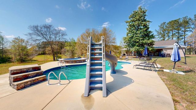 1217 County Road 71, Newton, AL 36352