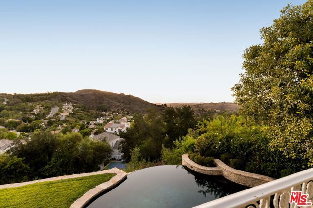 3469 Cordova Drive, Calabasas, CA 91302