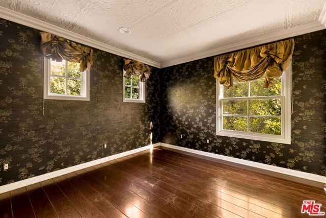 3469 Cordova Drive, Calabasas, CA 91302