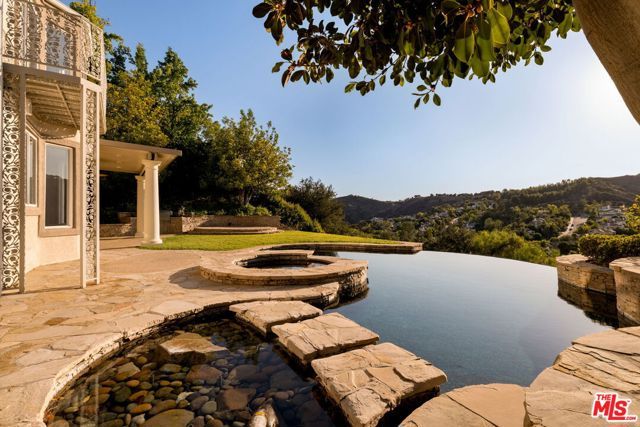 3469 Cordova Drive, Calabasas, CA 91302