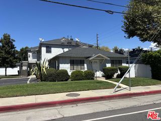 14311 Magnolia Boulevard, Los Angeles, CA 91423