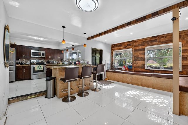 20211 NW 4th Ave, Miami Gardens, FL 33169