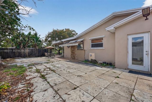 20211 NW 4th Ave, Miami Gardens, FL 33169