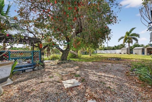 20211 NW 4th Ave, Miami Gardens, FL 33169