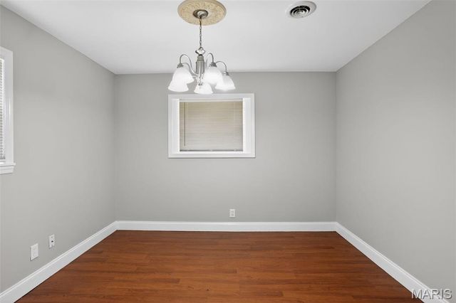 25 Jane Court, Maryland Heights, MO 63043