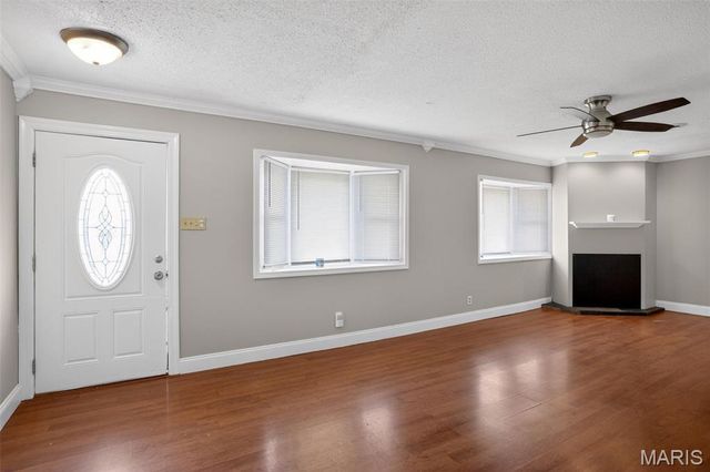 25 Jane Court, Maryland Heights, MO 63043
