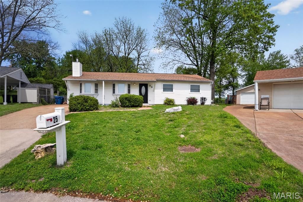 25 Jane Court, Maryland Heights, MO 63043