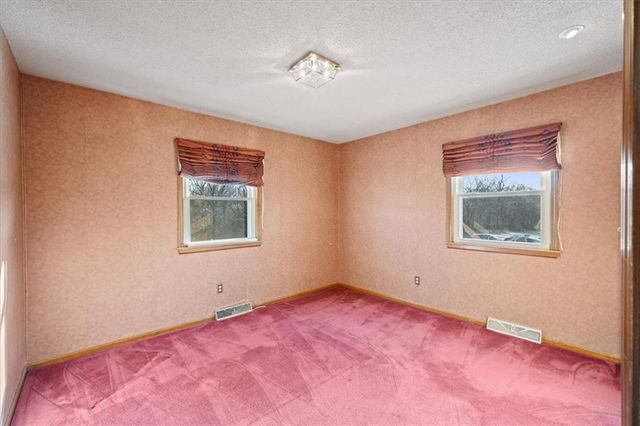 4140 N 109th Street, Kansas City, KS 66109