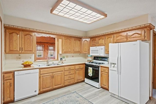 4140 N 109th Street, Kansas City, KS 66109