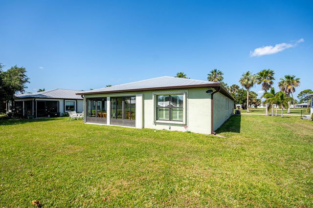 40 Silver Oak Drive, Port St Lucie, FL 34952