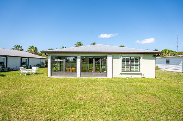 40 Silver Oak Drive, Port St Lucie, FL 34952