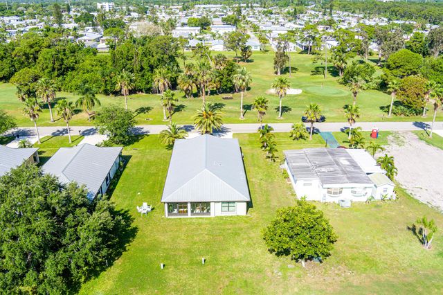40 Silver Oak Drive, Port St Lucie, FL 34952