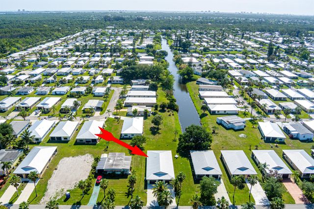 40 Silver Oak Drive, Port St Lucie, FL 34952