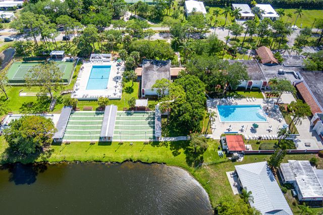 40 Silver Oak Drive, Port St Lucie, FL 34952