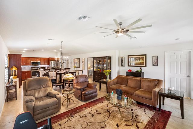 40 Silver Oak Drive, Port St Lucie, FL 34952