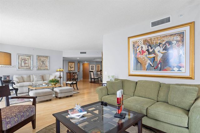 21205 Yacht Club Dr 2403, Aventura, FL 33180