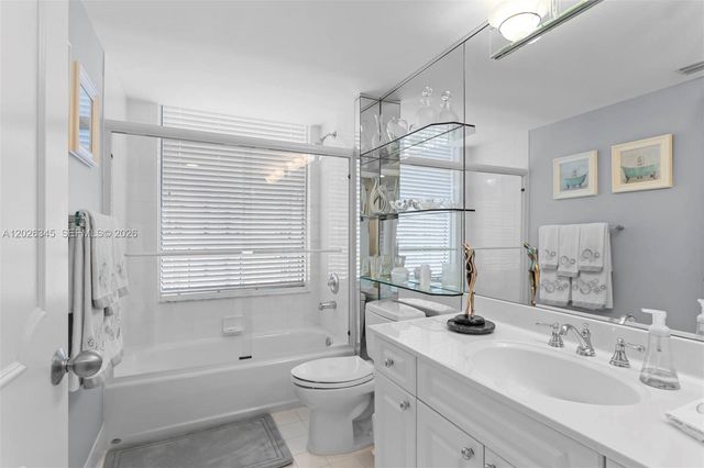 21205 Yacht Club Dr 2403, Aventura, FL 33180
