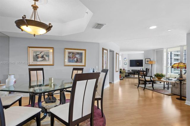21205 Yacht Club Dr 2403, Aventura, FL 33180