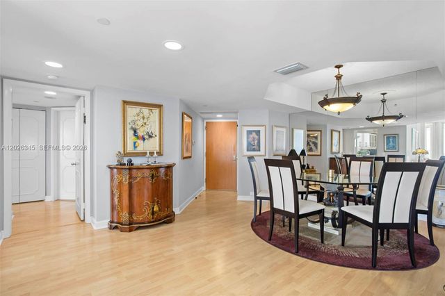 21205 Yacht Club Dr 2403, Aventura, FL 33180