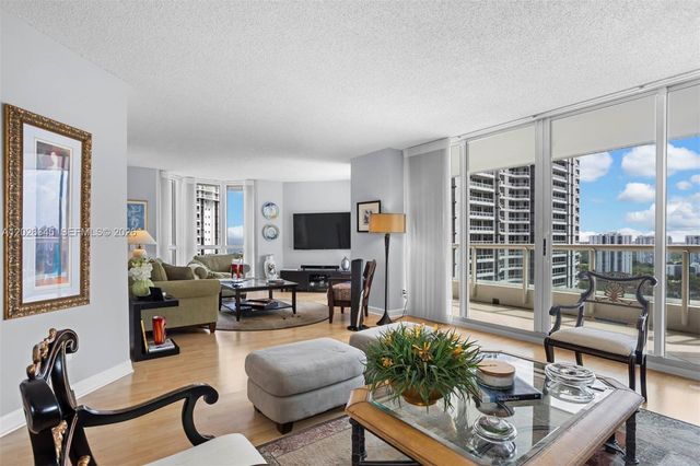 21205 Yacht Club Dr 2403, Aventura, FL 33180