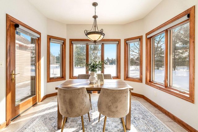 7135 Mullaney COURT, Hartford, WI 53027