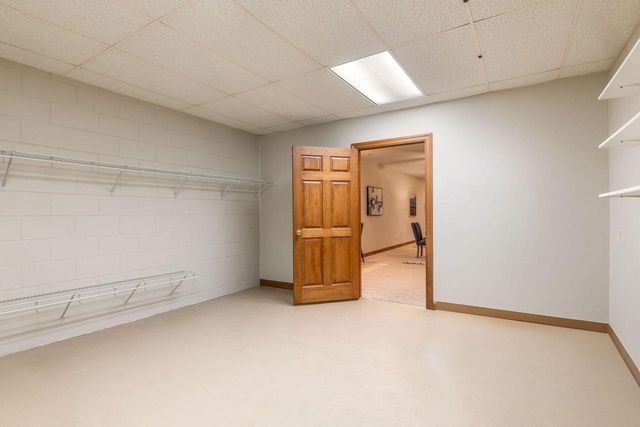 7135 Mullaney COURT, Hartford, WI 53027