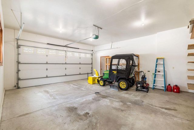 7135 Mullaney COURT, Hartford, WI 53027