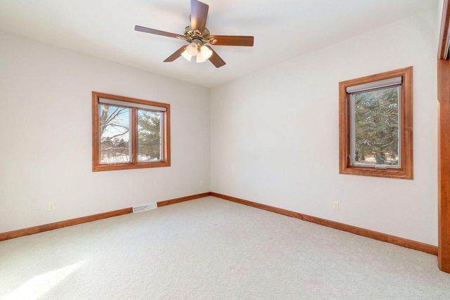 7135 Mullaney COURT, Hartford, WI 53027