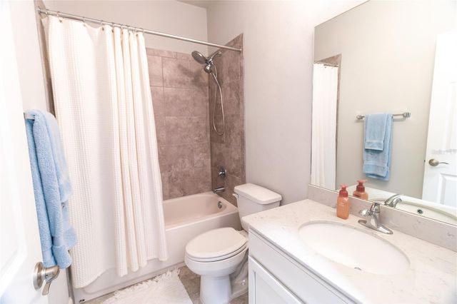 5008 NW 21ST DRIVE, Gainesville, FL 32605