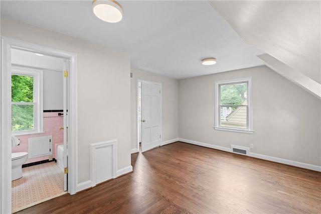 6728 Cherry Street, Kansas City, MO 64131