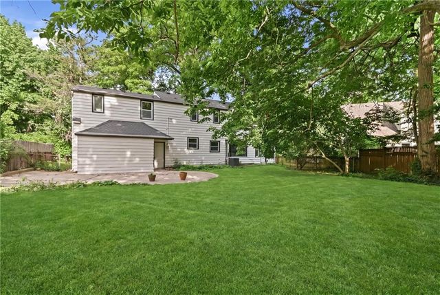 6728 Cherry Street, Kansas City, MO 64131