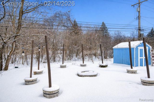 49675 S Interstate 94 Service Drive, Van Buren, MI 48111