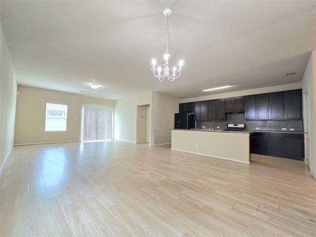 18319 Tuscana Shores Drive, Cypress, TX 77433