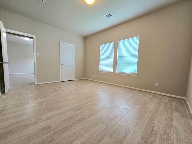 18319 Tuscana Shores Drive, Cypress, TX 77433