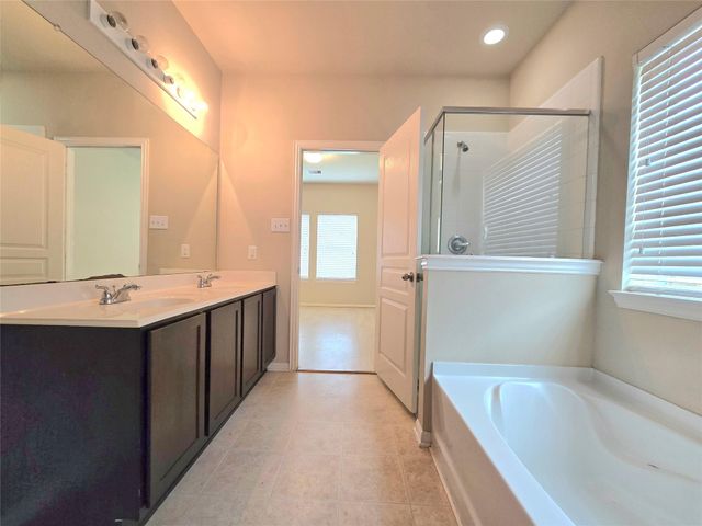 18319 Tuscana Shores Drive, Cypress, TX 77433