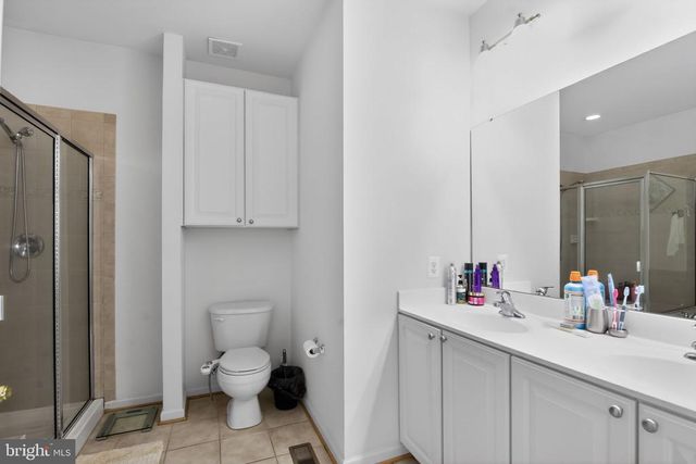 6715 HOLLY FARM LN, Warrenton, VA 20187