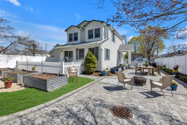 3 William Street, East Northport, NY 11731