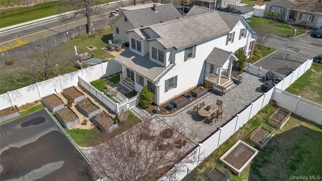 3 William Street, East Northport, NY 11731