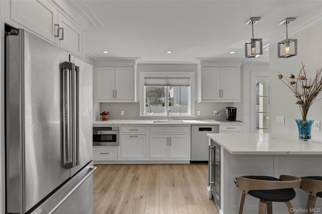 3 William Street, East Northport, NY 11731