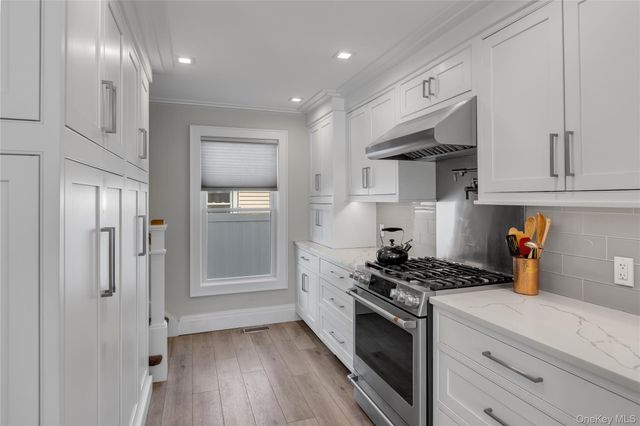 3 William Street, East Northport, NY 11731