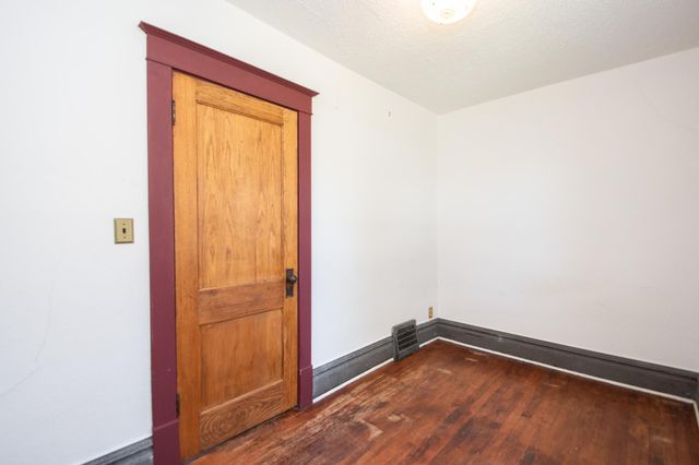 1340 4th Avenue N, Fargo, ND 58102