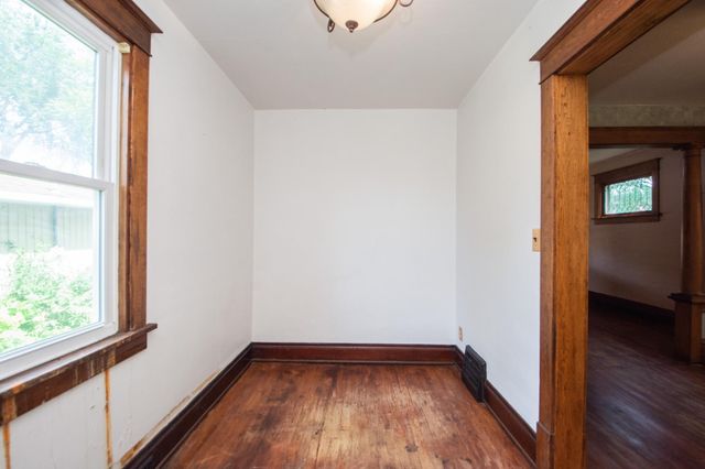 1340 4th Avenue N, Fargo, ND 58102