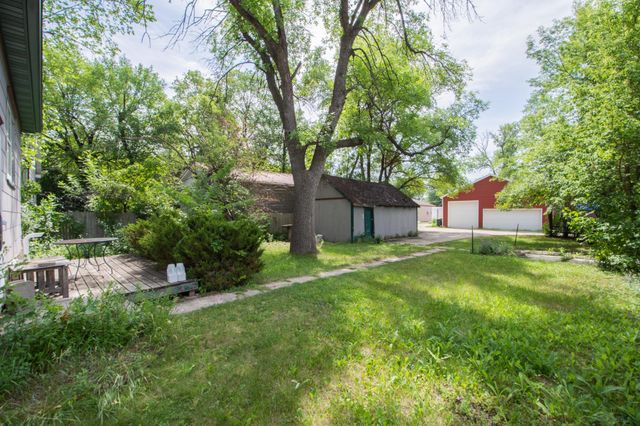 1340 4th Avenue N, Fargo, ND 58102
