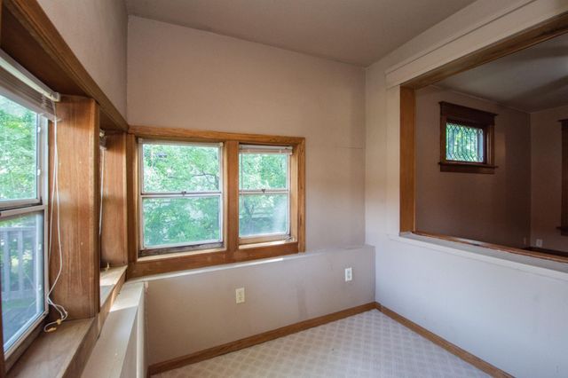 1340 4th Avenue N, Fargo, ND 58102