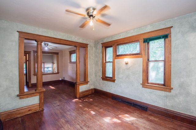 1340 4th Avenue N, Fargo, ND 58102