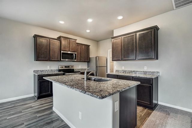 1926 Redwood Lane, El Reno, OK 73036