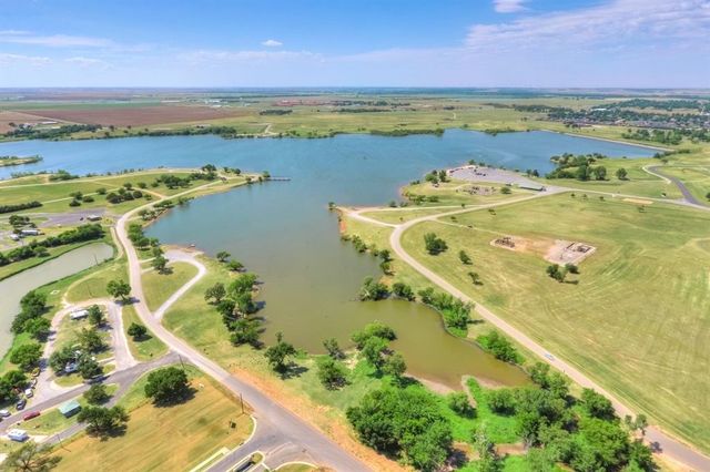 1926 Redwood Lane, El Reno, OK 73036